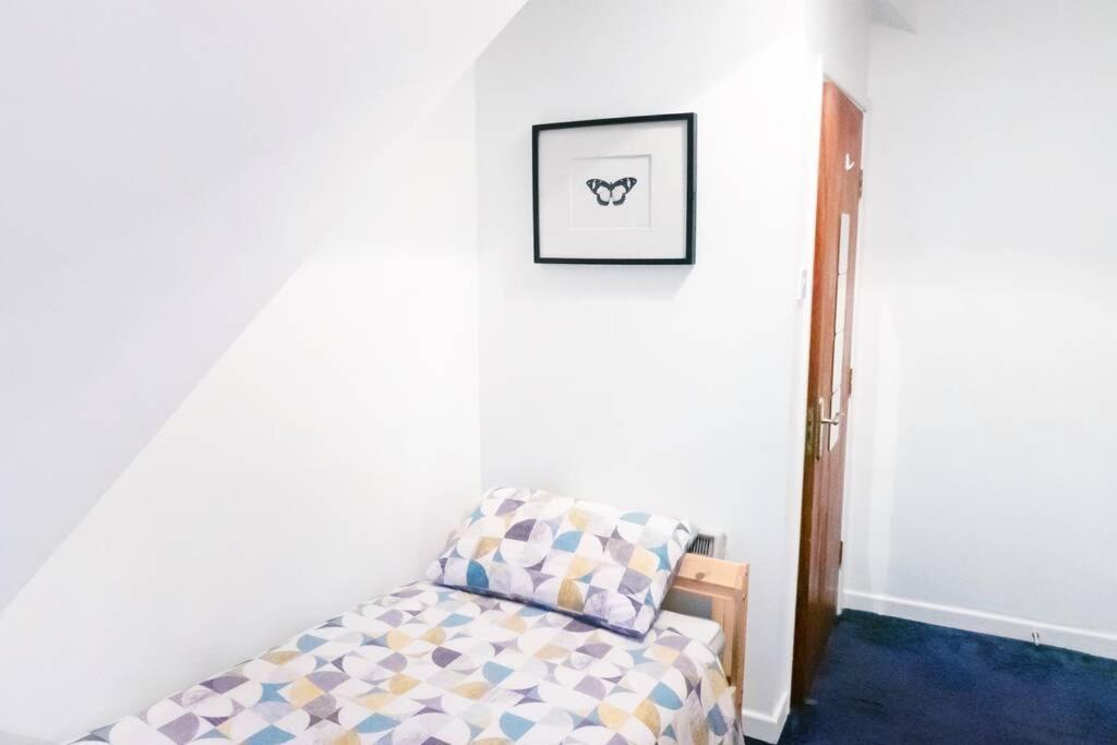 Apartment Up To 9 Close To Centre, Big Tv And Wifi Κάρντιφ Εξωτερικό φωτογραφία